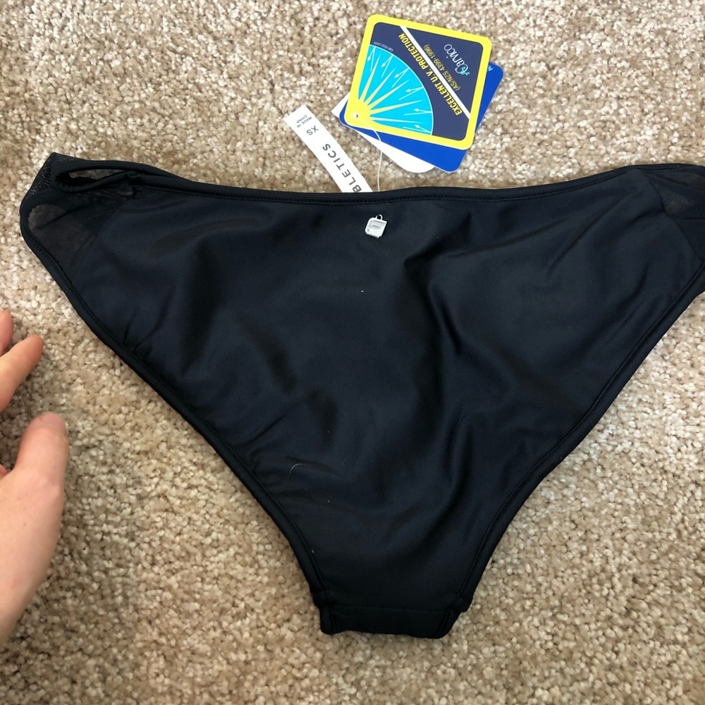 NWT‎ Fabletics Halina Bikini Bottoms Size S